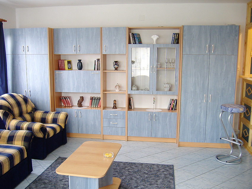 Nappaliban szekrénysor